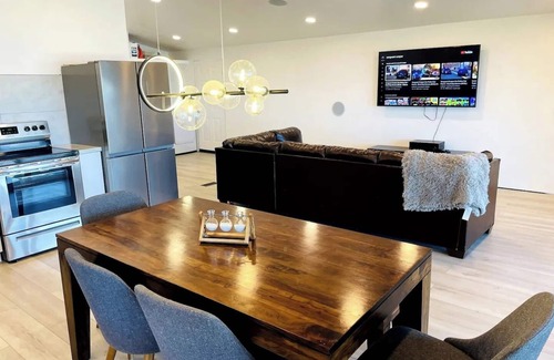 Lakeport Cabina | Contemporary home - Sunrise Views - Private dock