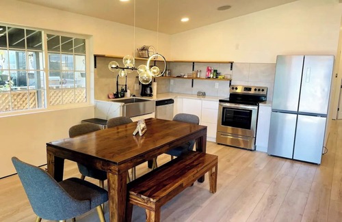 Lakeport Cabina | Contemporary home - Sunrise Views - Private dock