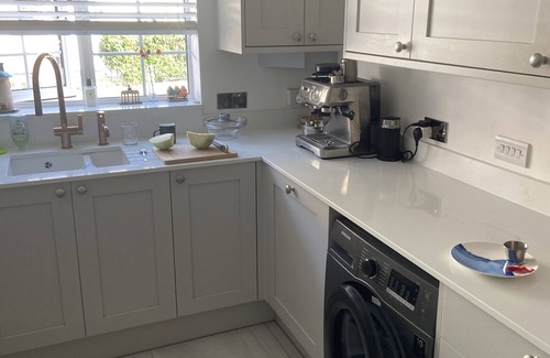 Fleet Casa | Contemporary house Business Only close to Golf & Farnham/EV electric charger