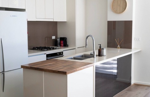 Lane Cove North Apartamento | Contemporary living in a leafy setting