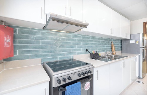 Bab Al Bahr Apartamento | Contemporary Living by The Sea 2BD New Listing