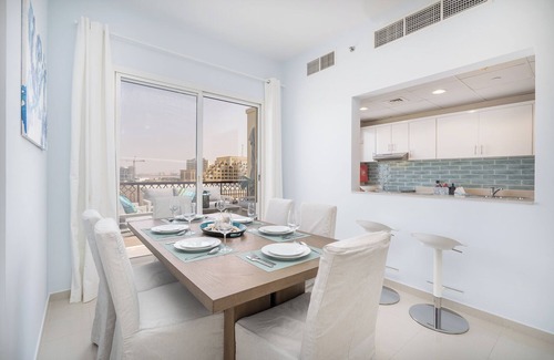 Bab Al Bahr Apartamento | Contemporary Living by The Sea 2BD New Listing
