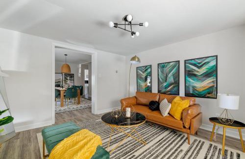 Lawrenceville Cama Y Desayuno | Contemporary loft 5-min to downtown