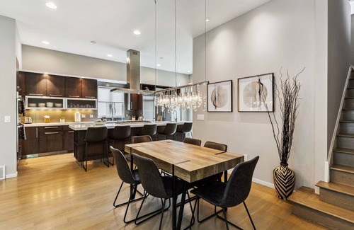 Tremont Casa | Contemporary Luxe Living I Pet + Baby Friendly