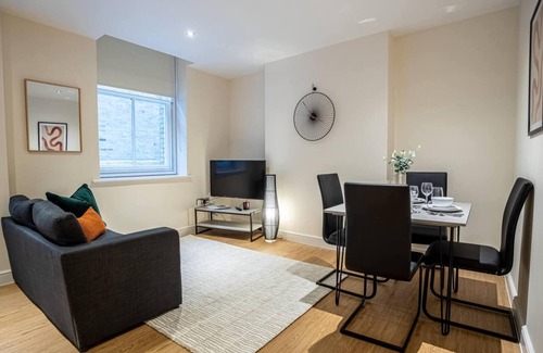 Ipswich Apartamento | Contemporary One Bedroom Flat by Sojo Stay