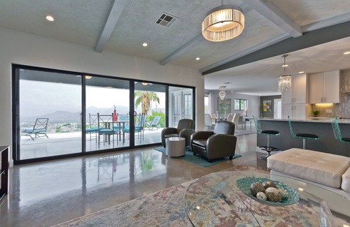 Palm Desert Casa | Casa contemporánea con piscina y vistas increíbles