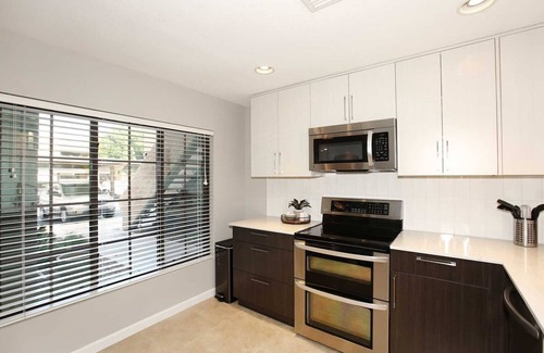South Scottsdale Condominio | Condominio contemporáneo de Scottsdale cerca del casco antiguo y el rancho McCormick