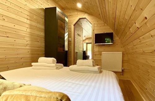 Alford Cabaña | 2 bedroom accommodation in Woodthorpe