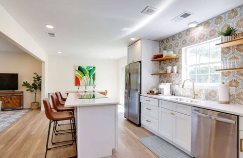 Whitemarsh Island Casa | Contemporary Stylish Home btw DWTN Savannah&Tybee!