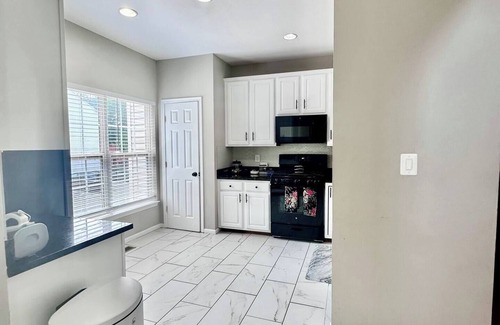 Sterling Casa | Contemporary Town-home with free parking at premises!