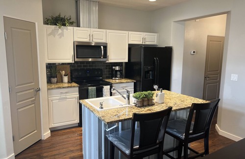 Meridian Casa | Contemporary Townhome close to shopping and dining.