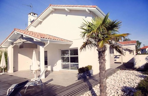 Capbreton Casa | Villa contemporánea entre las playas y la ciudad ocupa el 5 estrellas