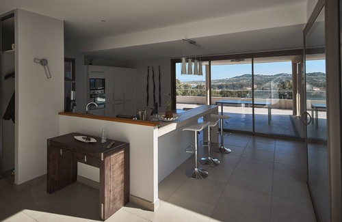 Algajola Villa | Villa de arquitecto, piscina, magnífica vista al mar, cerca de la playa.