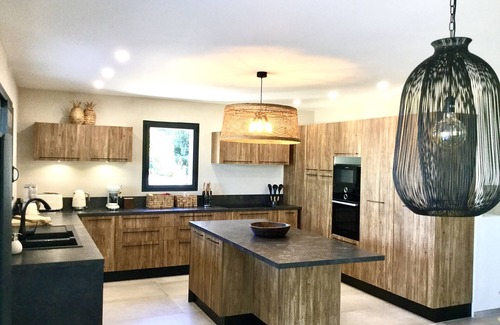 Liausson Casa | Villa contemporánea T7 con impresionantes vistas del lago