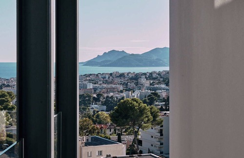 Le Cannet Casa | Contemporary villa with sea view