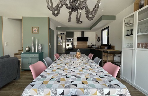 Bedoin Villa | Contemporary villa with pool at the foot of the Ventoux