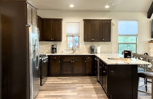Nemo Casa | Contemporary Waterfront Ranch Villa at Twin Canyons Longhorn Ranch