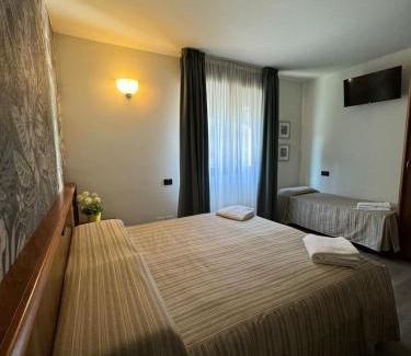 Lovere Hotel | Continental Hotel