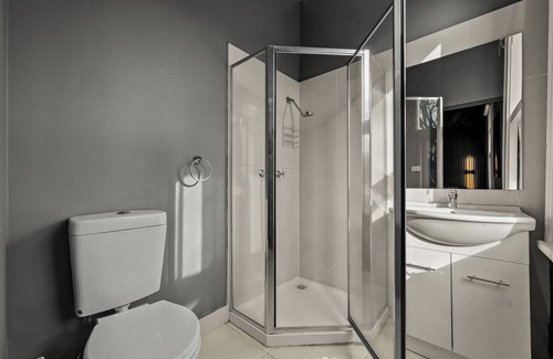 Collingwood Hotel | Continuum Short Stays