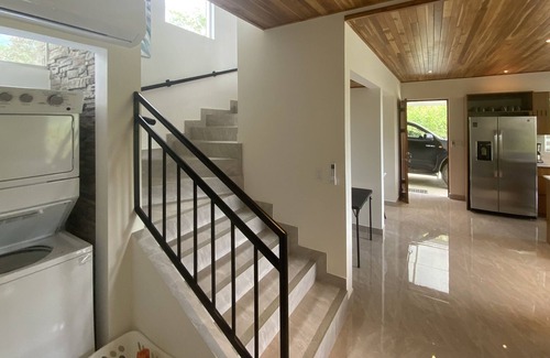 Ciudad Cortés Casa | Convenient to Amenities, pool, high speed internet