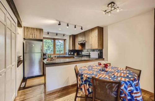 Central Boulder Apartamento | Convenient 2 BDR near all things Downtown Boulder