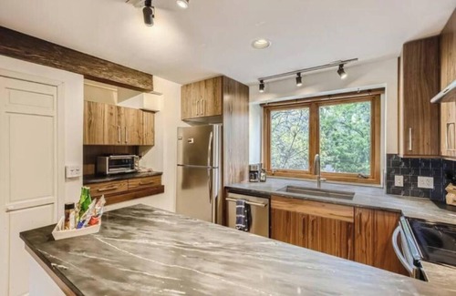 Central Boulder Apartamento | Convenient 2 BDR near all things Downtown Boulder