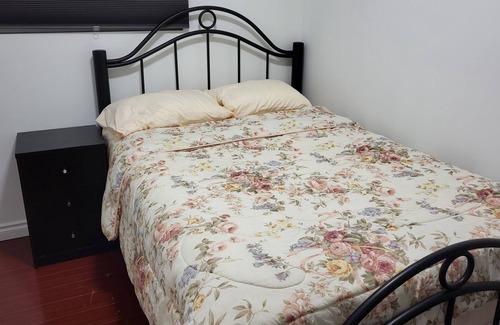Hastings Casa | Convenient 3 bedroom suite near PNE