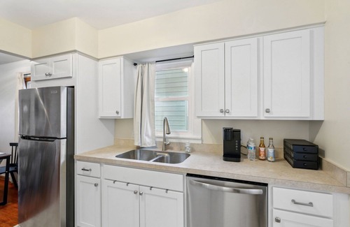 Thomas - Dale Casa | Convenient 3-BR Stay to Como Zoo & MN State Fair