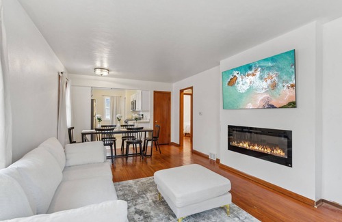 Thomas - Dale Casa | Convenient 3-BR Stay to Como Zoo & MN State Fair