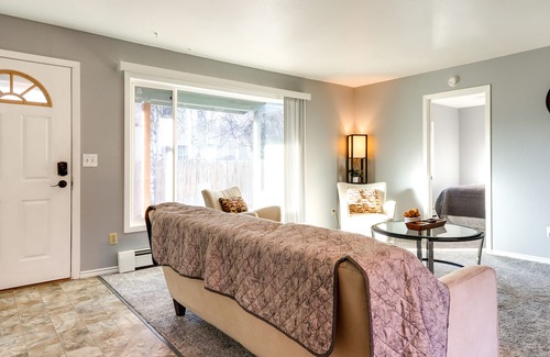 Northeast Anchorage Apartamento | Convenient Anchorage Apartment ~ 6 Mi to Town!