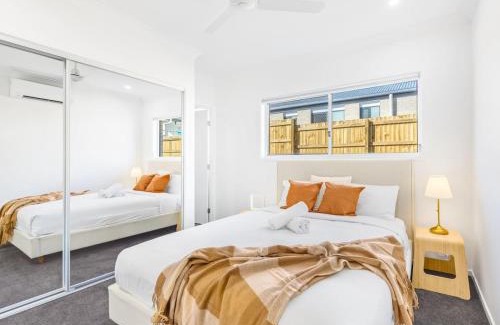 Greenbank Casa | Convenient Brandnew 4 Beds House, 5 mins to mall