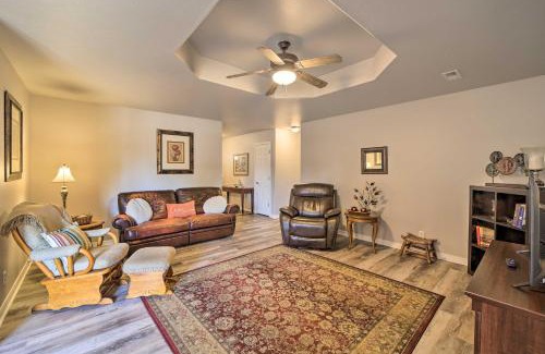 Centerton Casa | Convenient Centerton Retreat with Deck and Yard!