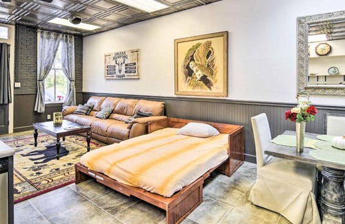 Colusa Casa | Convenient Colusa Townhome - Pet Friendly!