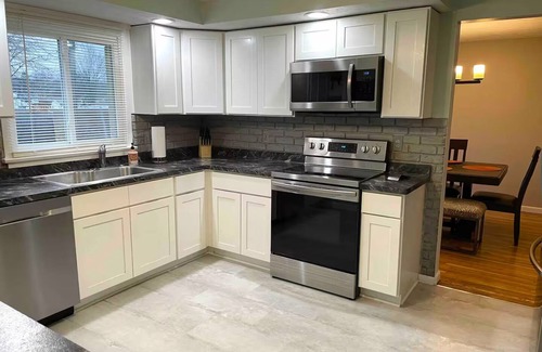 Rochester Casa | Convenient Cozy Casa