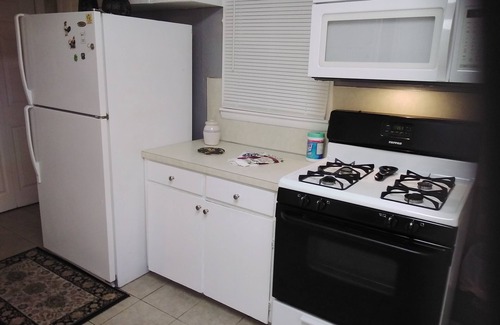 Tulsa Casa | Convenient Family-Friendly Home -10 Min to Tulsa!"