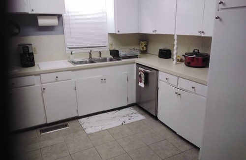 Tulsa Casa | Convenient Family-Friendly Home -10 Min to Tulsa!"