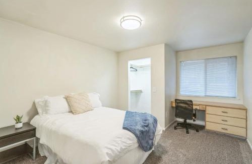 Harlow Apartamento | Convenient Getaway Close to Autzen Stadium