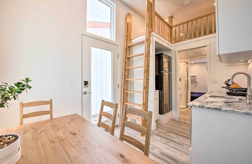 South Salt Lake Casa | Convenient Salt Lake Tiny Home with Chic Interior!