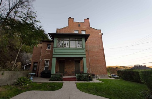 Galena Casa | Amplia joya histórica, paseo informal al centro de Galena para 10 personas (3700 pies cuadrados)