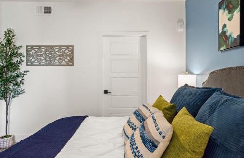 Desert View Village Apartamento | Convenient Stay Close to Mayo & Desert Ridge with Pool & Gym - S309
