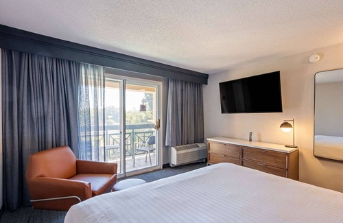 San Ramon Complejo | Convenient Stay in San Ramon! 4 Pet-friendly Units, Onsite Pool, Free Parking!