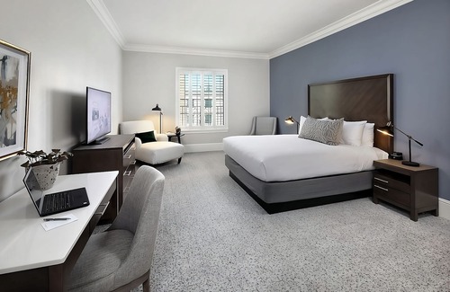 Winters Hotel | Convenient Stay in Winters! Two Units with Free Parking, Downtown Location!