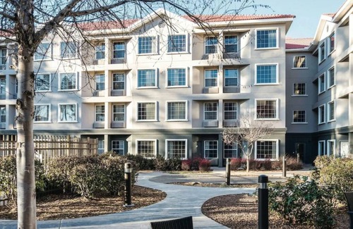Woodlands Village Casa | Convenient Stay, Superb Location! 3 Pet-Friendly Units, Free Breakfast