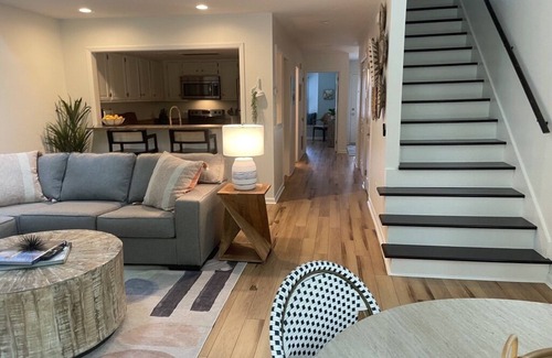 Wilmington Casa | Convenient to Beach, restaurants, shopping and much more!