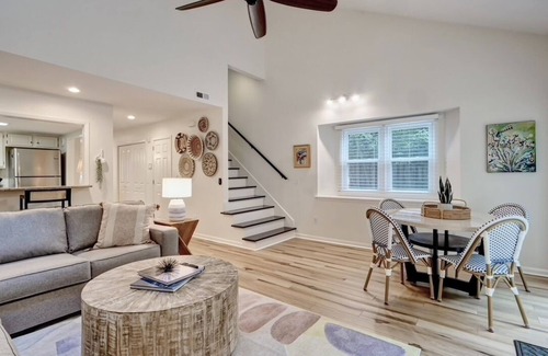 Wilmington Casa | Convenient to Beach, restaurants, shopping and much more!