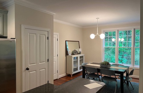 Carrboro Casa | Convenient well appointed home near downtown Carrboro and farmers market