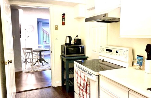 Lower Sackville Casa | Conveniently located 2BR Unit, close to shopping center