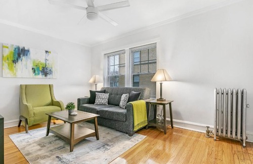 Lakeview Apartamento | Conveniently Located 1BR Apartment - Marshfield E2