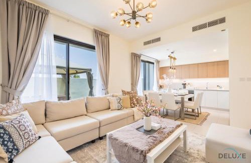 Dubai Apartamento | Conveniently Located Near Airport and Expo City 4BR Townhouse with Assistant Room at Parkside 2, Dubai South by Deluxe Holiday Homes