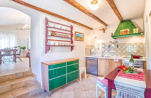 Babici Casa | Casa de vacaciones convencional en Umag con piscina privada